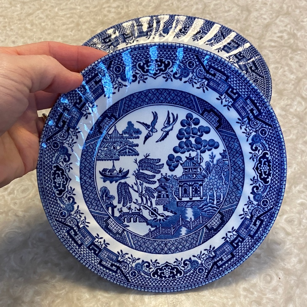 Set of 8 Royal Wessex salad plates